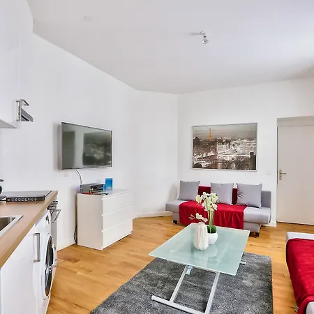 58 - Design Eiffel Tower Apartment *