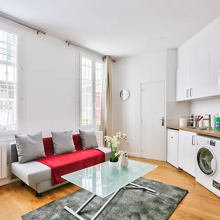 Apartment 58 - Design Eiffel Tower