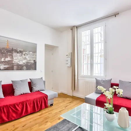 Apartment 58 - Design Eiffel Tower